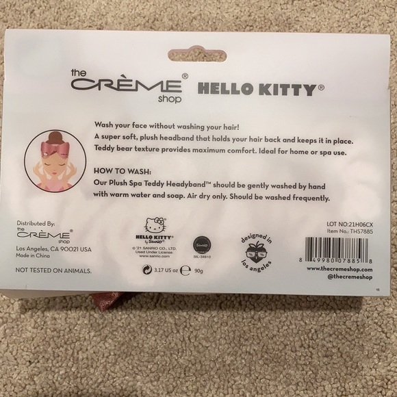 GIVEAWAY: NWT Hello Kitty Plush Spa Headband +FREE SHIPPING Givey Guests Welcome - Picture 6 of 7
